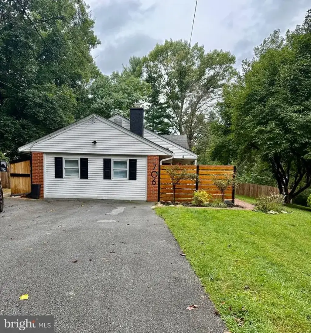706 Timber Lake Dr, EXTON