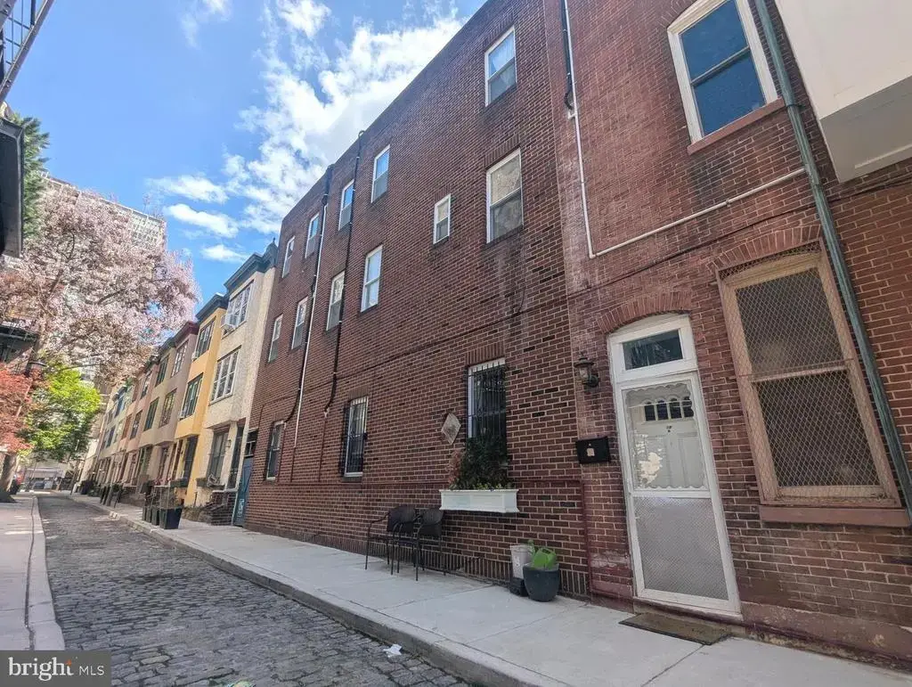 251 S 21st #1r, PHILADELPHIA