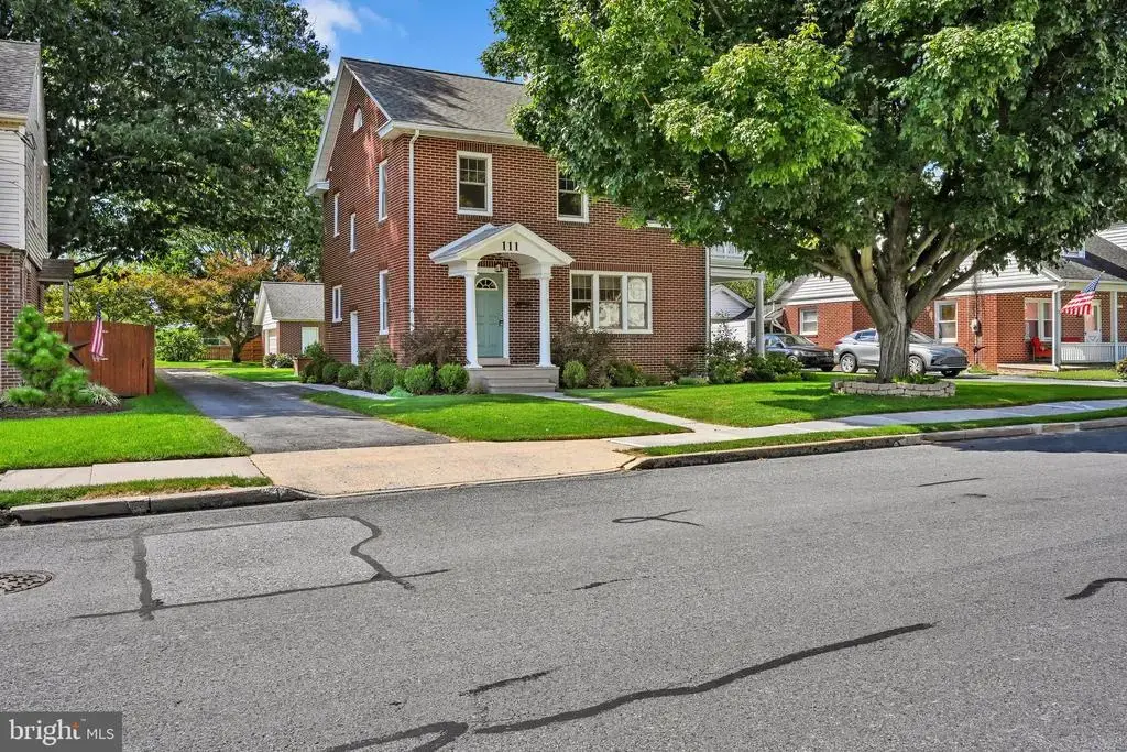 111 S Locust St, MYERSTOWN