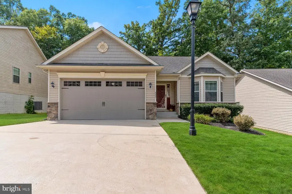 597 Hawk Hill Dr S, PRINCE FREDERICK