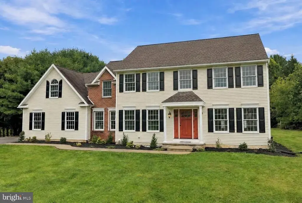 4 Schoolhouse Ln, FLEETWOOD