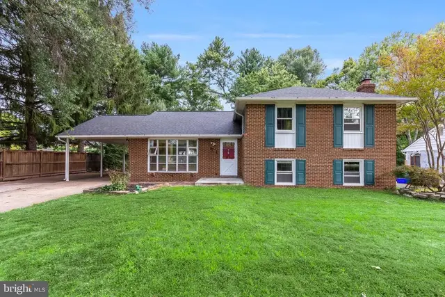 1402 Mullins St, Silver Spring