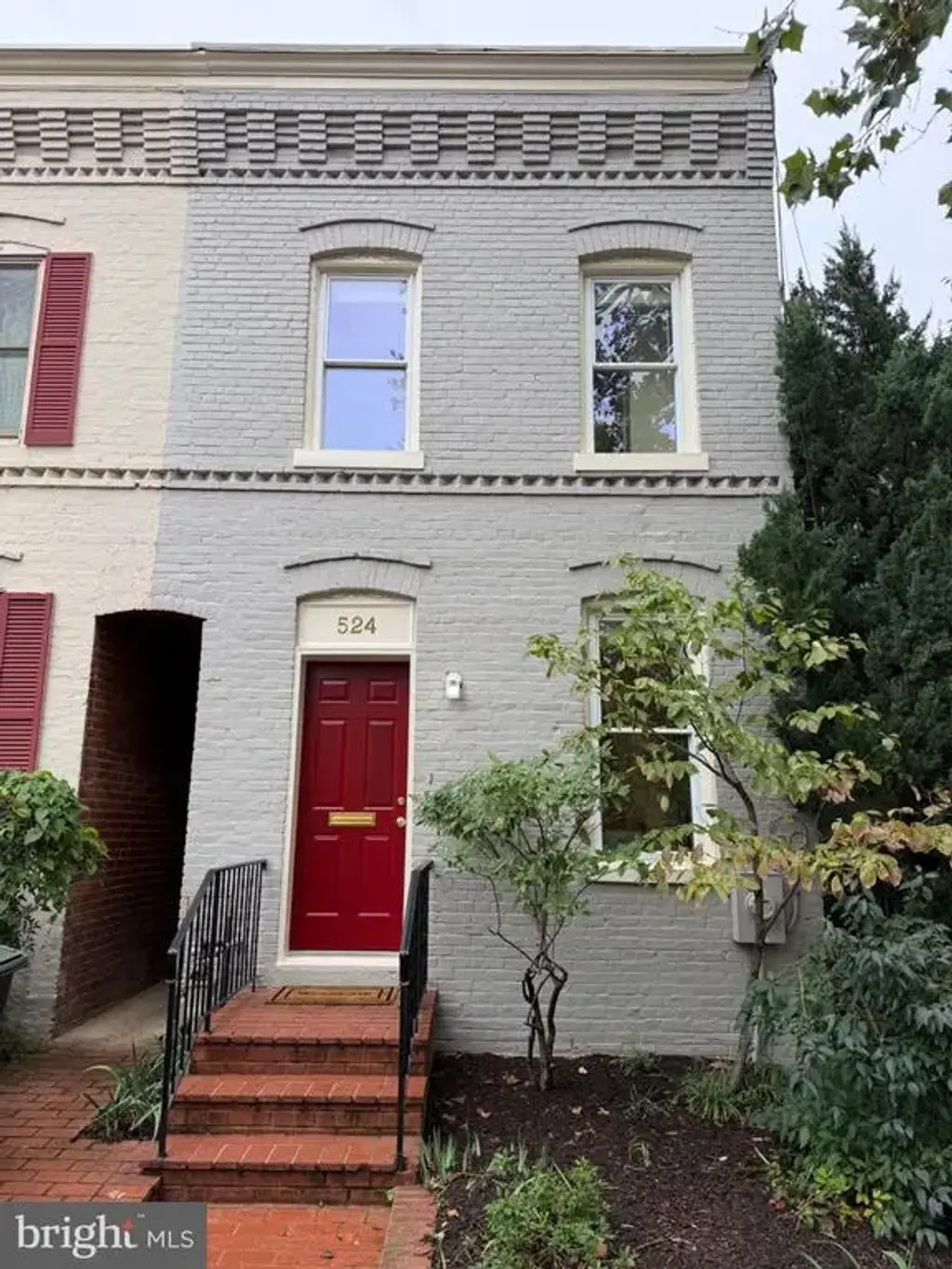 524 4th St Se, WASHINGTON