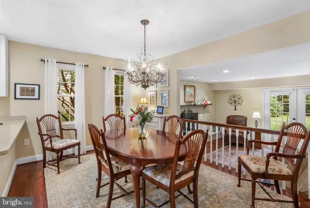 433 Yorkshire Dr, SEVERNA PARK