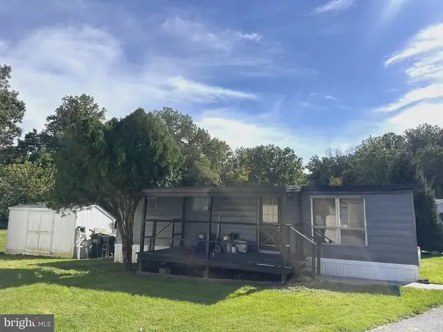 8 Oak Dr, Atglen