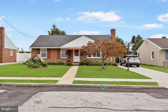 312 Diller Rd, Hanover