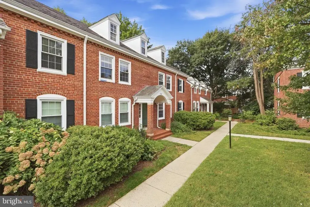 3468 S Stafford St #a2, ARLINGTON