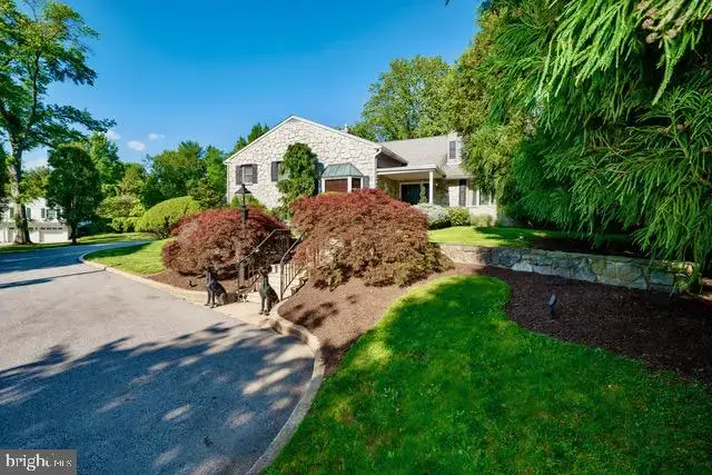 405 Boxwood Rd, Bryn Mawr
