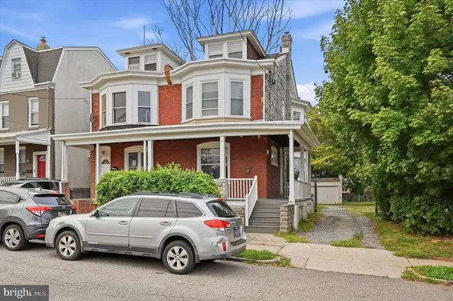482 Martin St, Philadelphia
