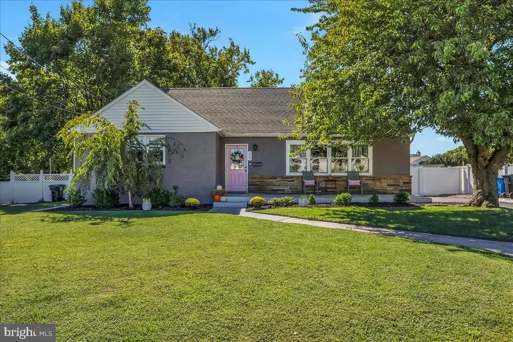 265 Elm Ave, MANTUA