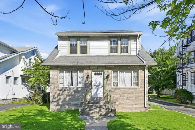 521 10th Ave, Prospect Park