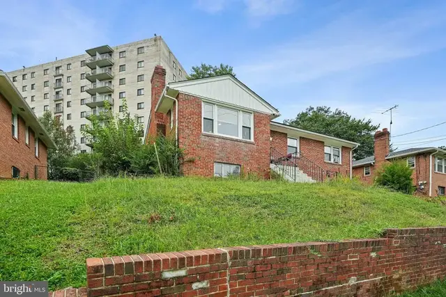 4227 23rd Pkwy, Temple Hills