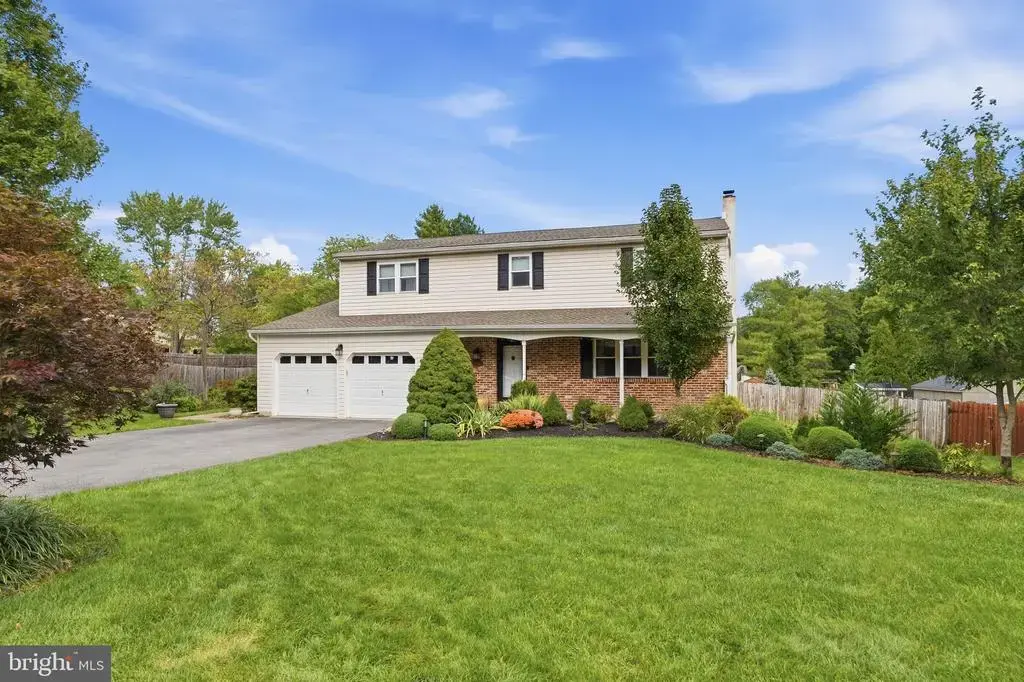 2120 Rebecca Dr, HATFIELD