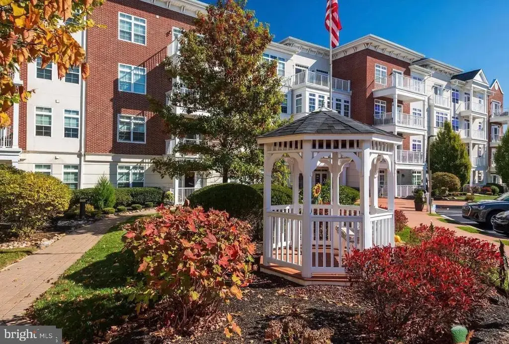 233 Gilpin Dr, WEST CHESTER
