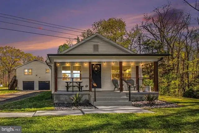 2137 Chapel Way, King George