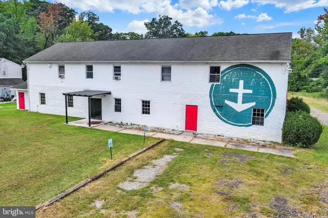 7601 North Point Rd, Edgemere