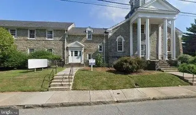 50 E Plumstead Ave, Lansdowne