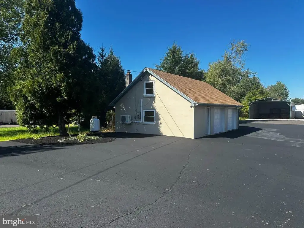 1167 N Dublin Pike, PERKASIE