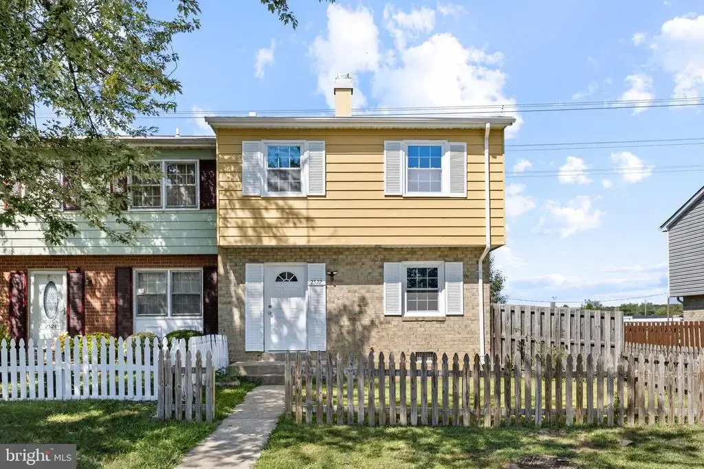 2522 Sedgewick Pl, DUMFRIES