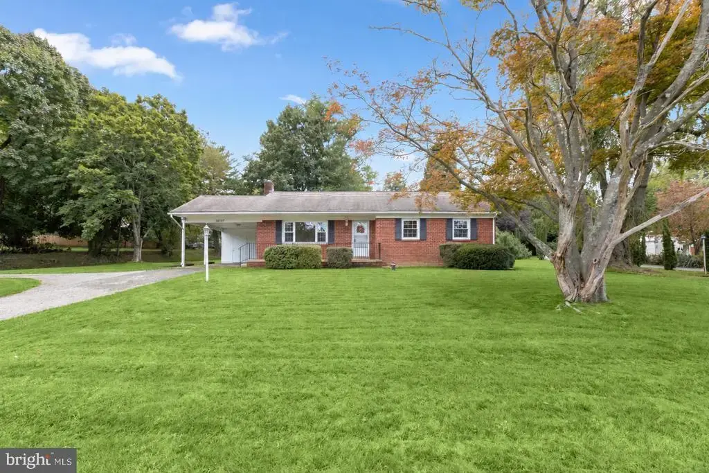 16707 Frederick Rd, MT AIRY