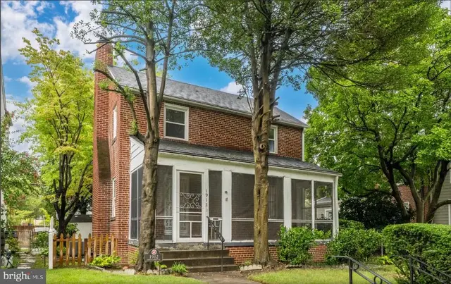 1912 Varnum St Ne, Washington