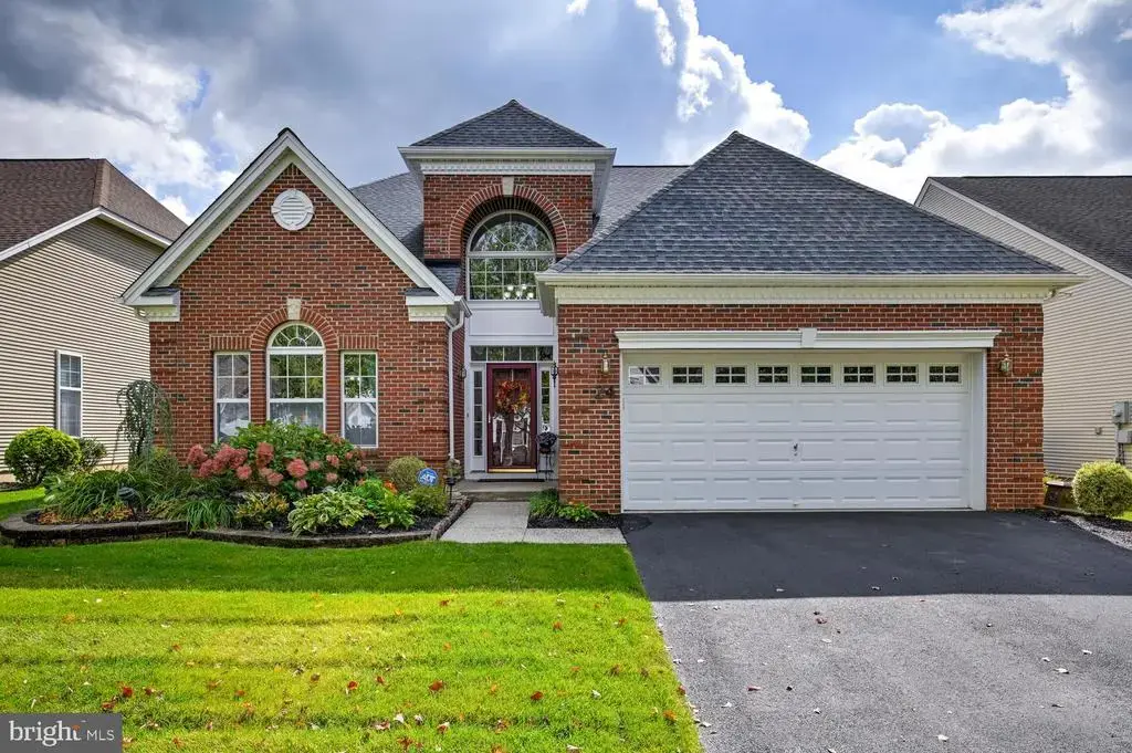 24 Monte Carlo Dr, HAMILTON