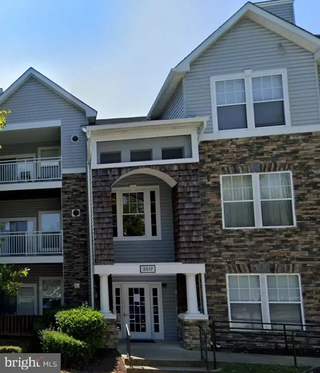 3517 Piney Woods Pl #e102, LAUREL