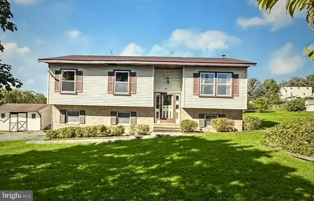 3324 Sutton Ct, Manchester