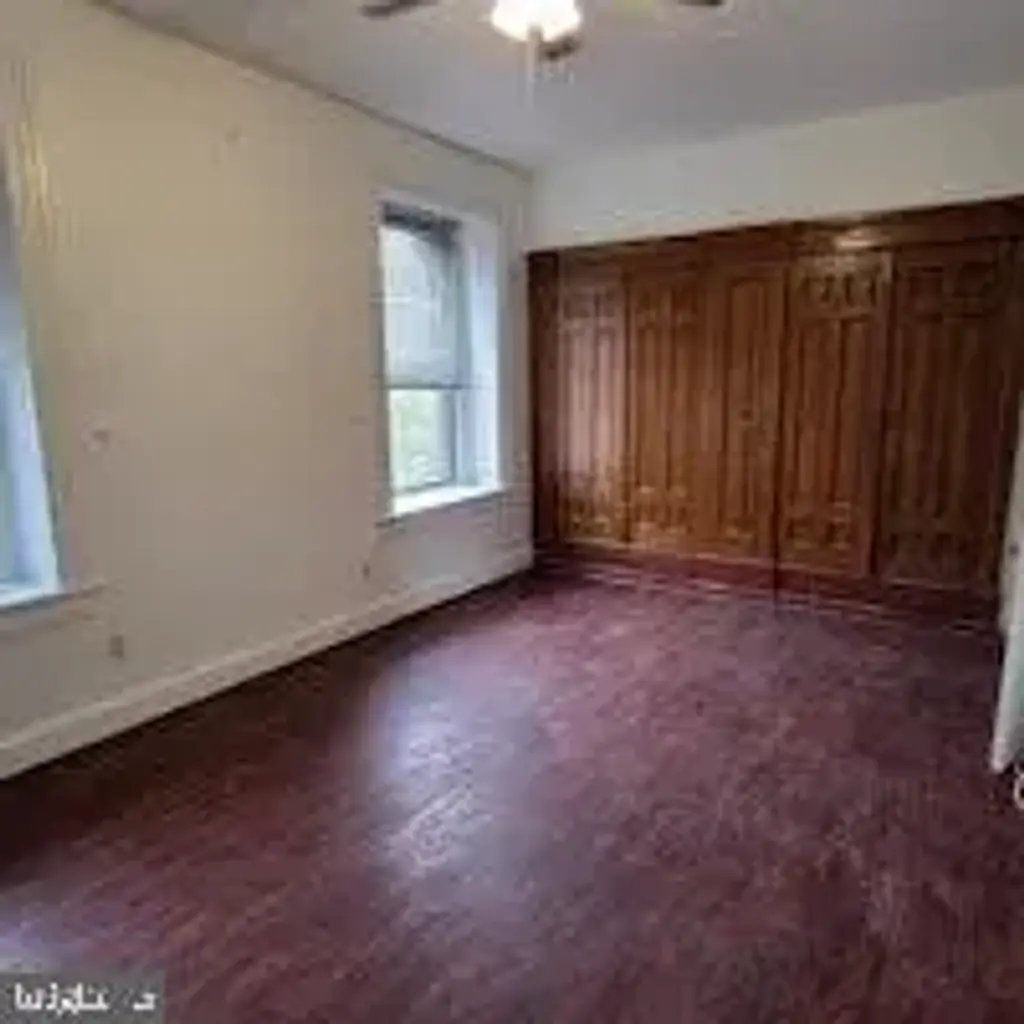 1232 S Broad St #3f, PHILADELPHIA