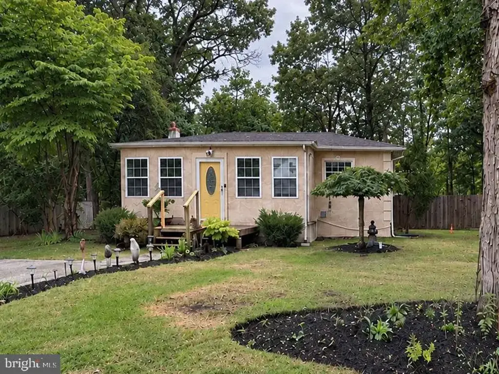 210 Garfield Ave, CHESILHURST