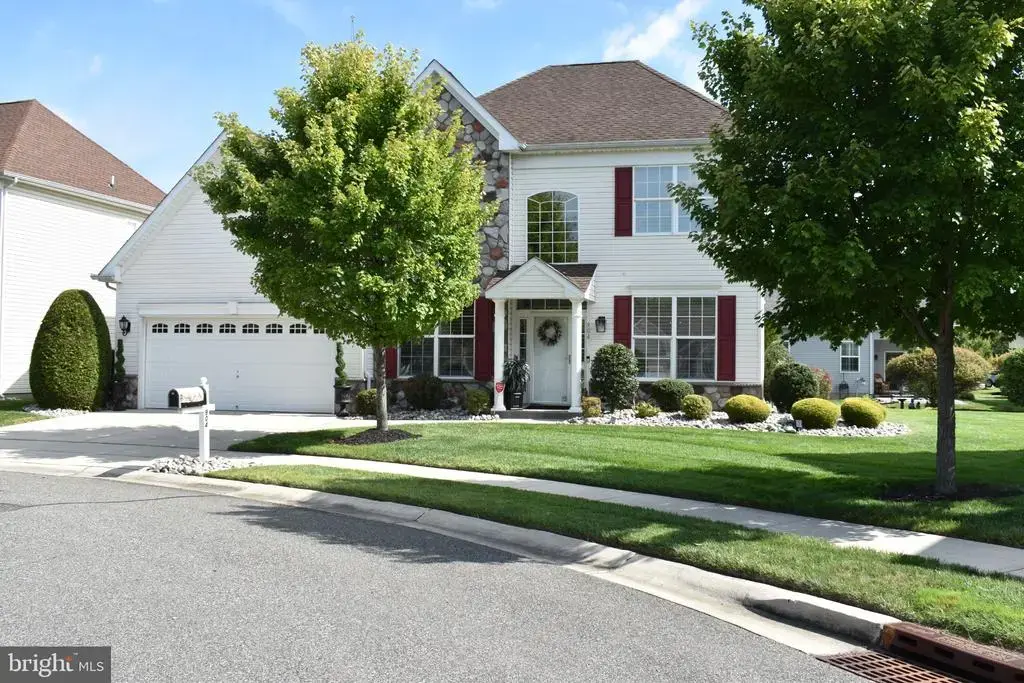 904 Sweet Briar Cir, WOODBURY