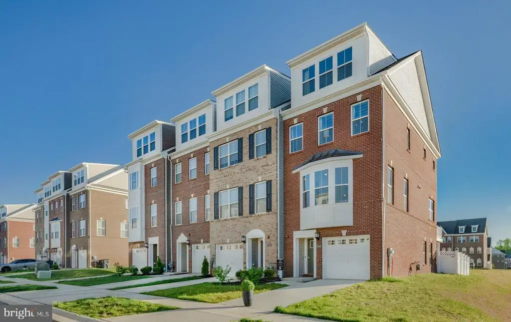 11663 Dorothy Sayers Pl, WHITE PLAINS