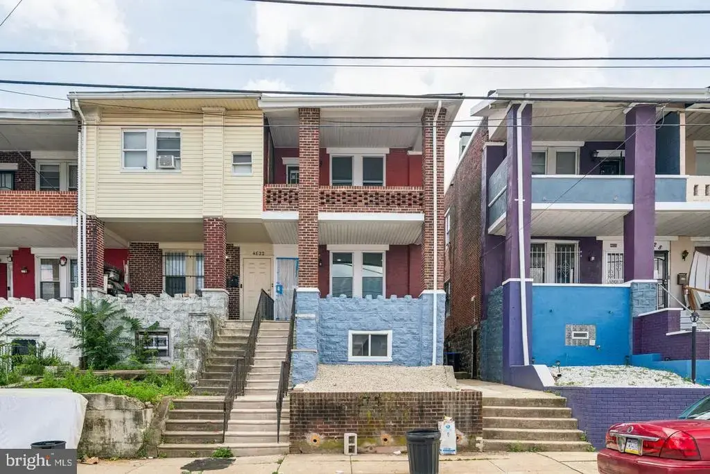 4824 Sansom St #1, PHILADELPHIA