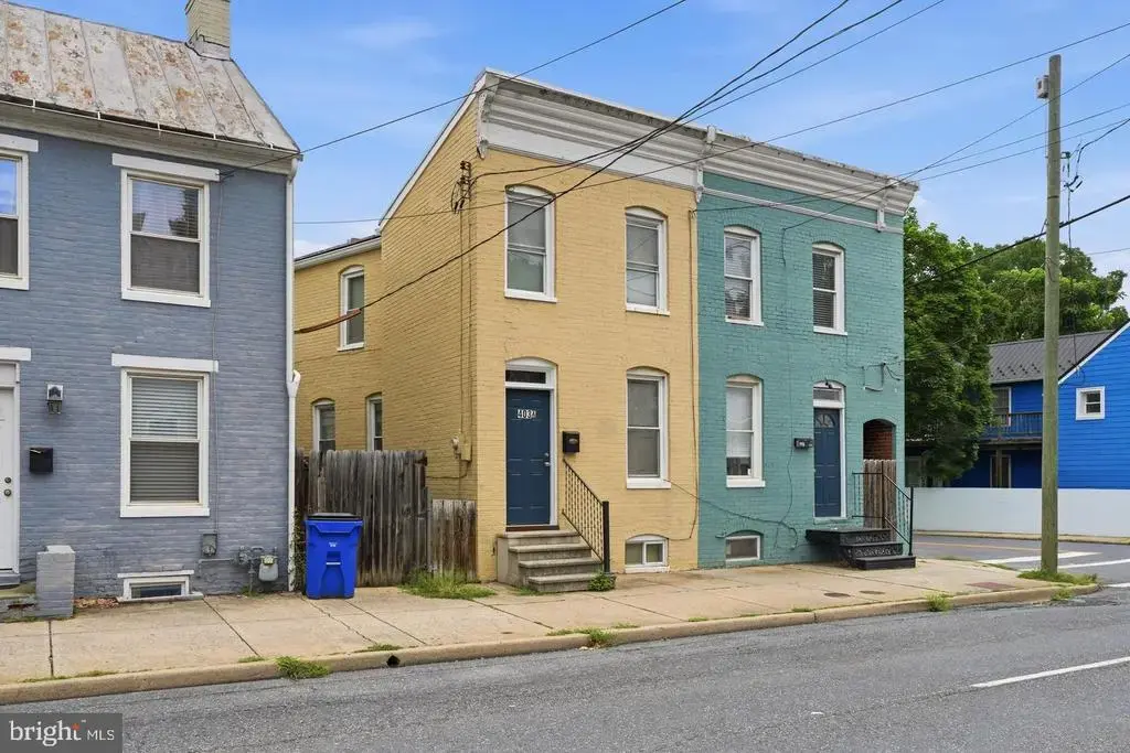 403-a W South St, FREDERICK