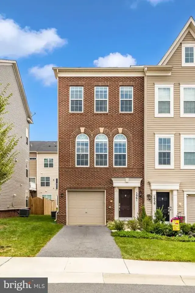 5961 Whelan Ln, Frederick