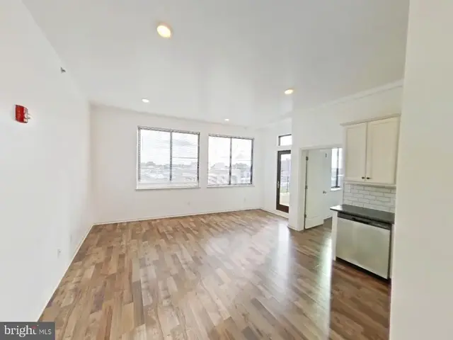 333 Earp St #402, Philadelphia