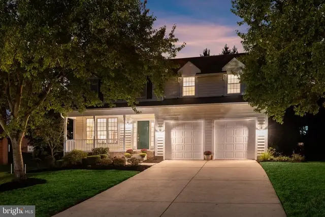 8 Hemlock Ct, Cockeysville