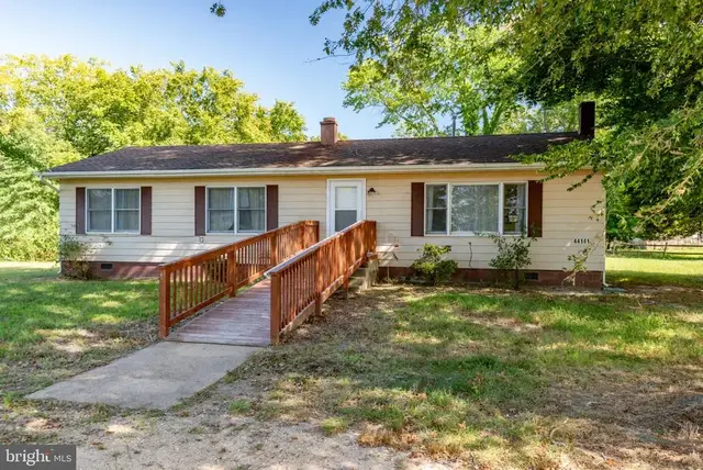 44141 Tranquility Farm Ln, Hollywood