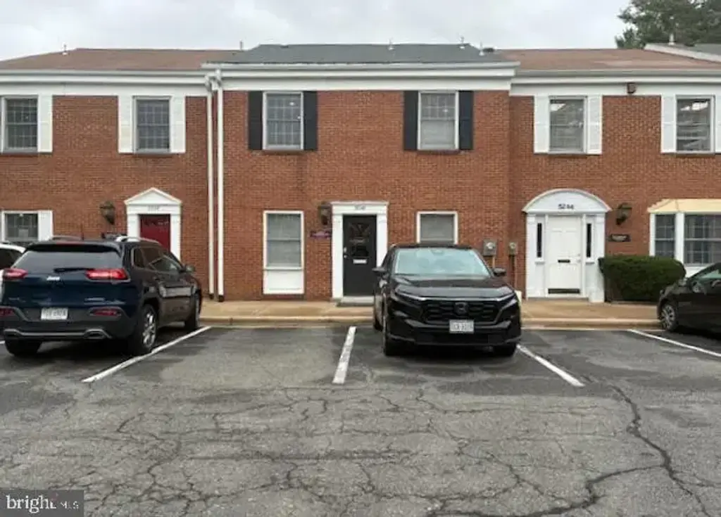 5248 Dawes Ave, ALEXANDRIA
