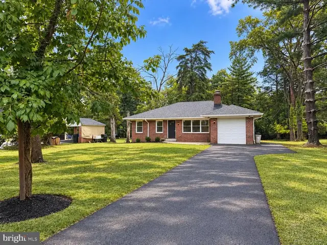 4109 Raleigh Rd, Pikesville