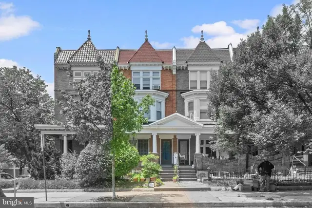 2702 N Calvert St, Baltimore