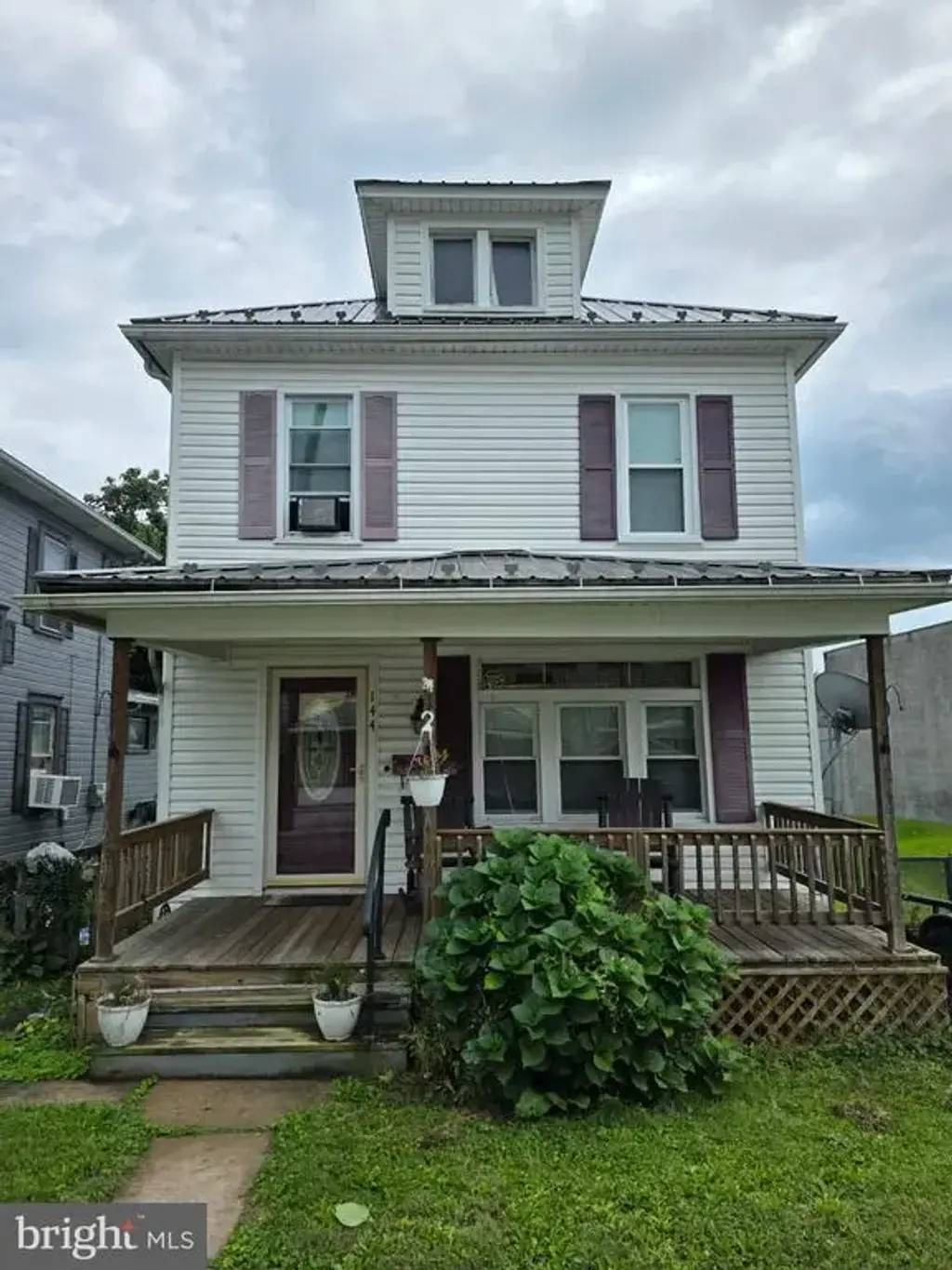 144 W 4th St, LEWISTOWN