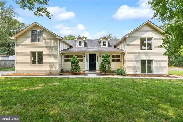 423 Shetlands Ln, Glen Burnie