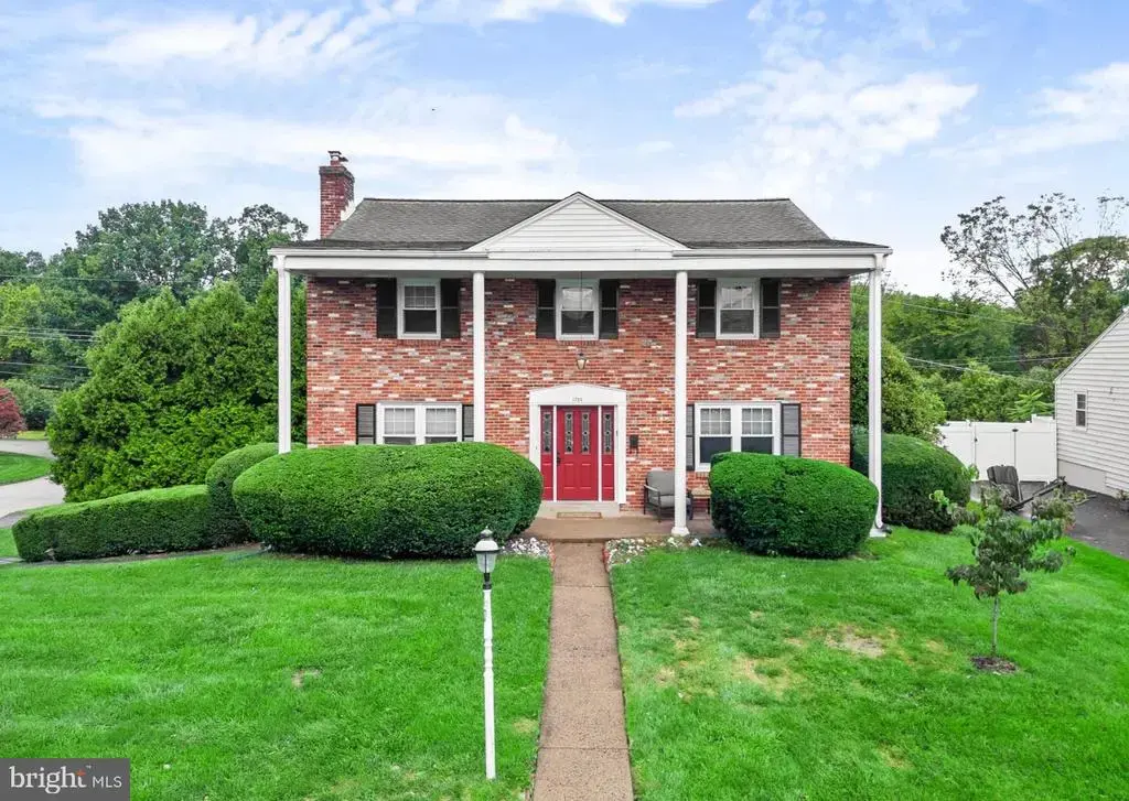1705 Sue Ellen Dr, HAVERTOWN
