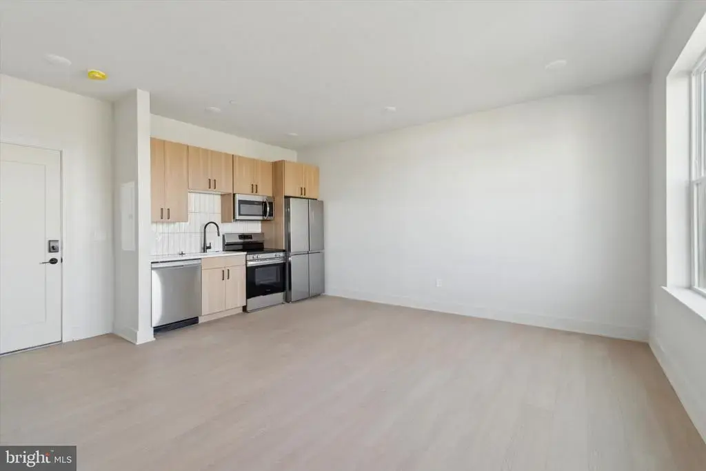 5521 Wayne Ave #504, PHILADELPHIA