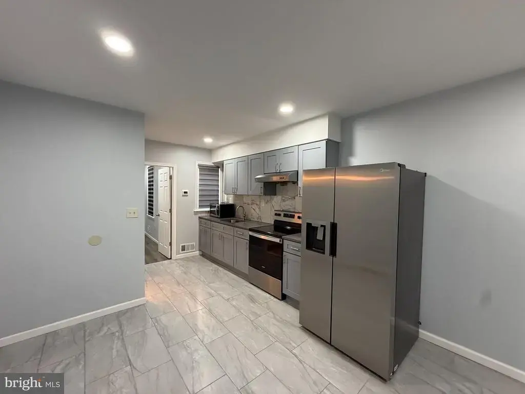 32 S 53rd St #1, PHILADELPHIA