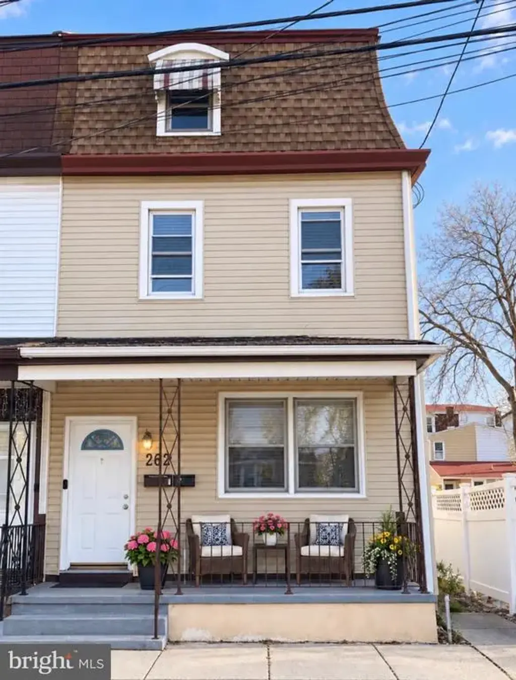 232 W Union St, BURLINGTON