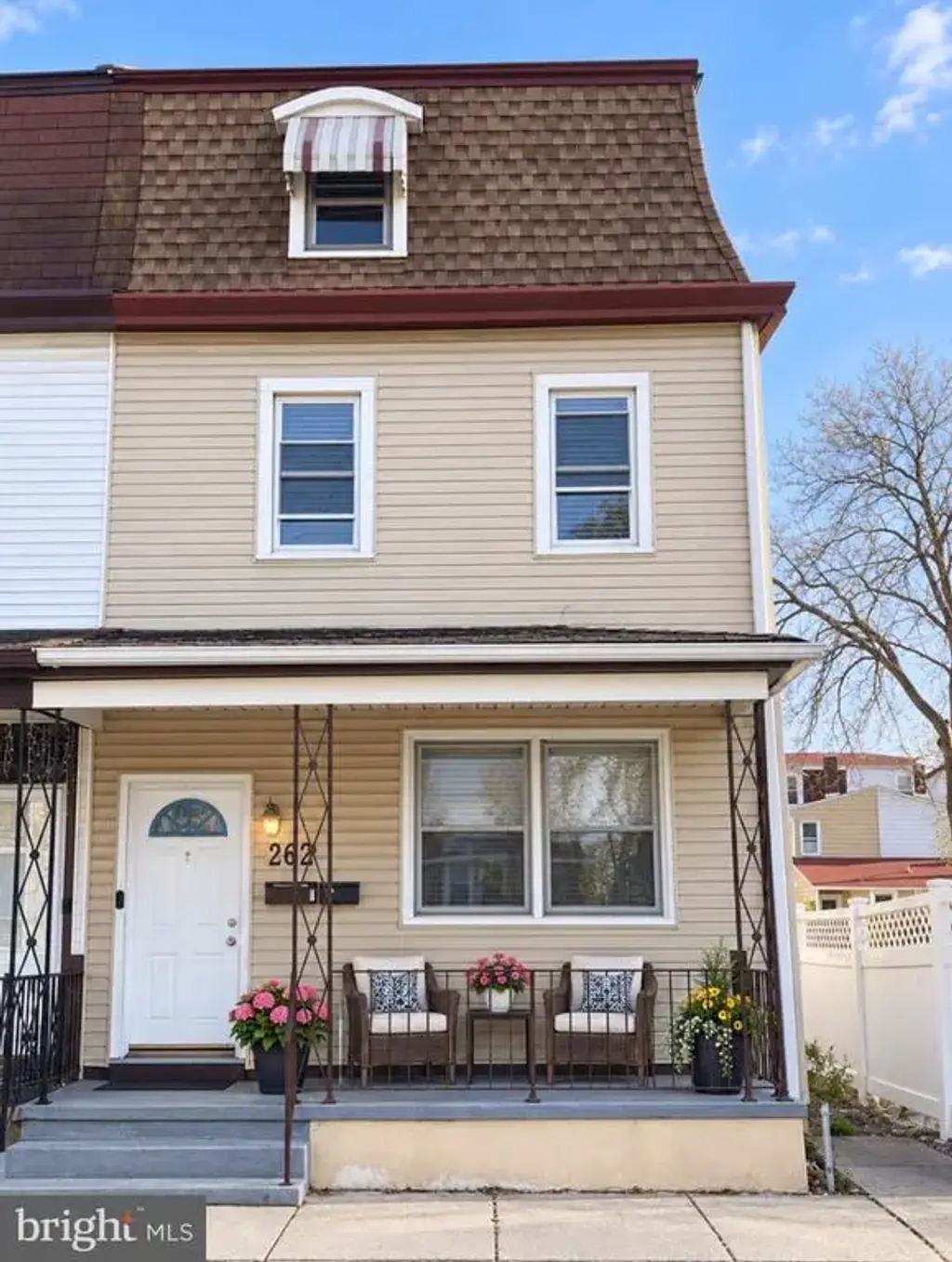 232 W Union St, BURLINGTON