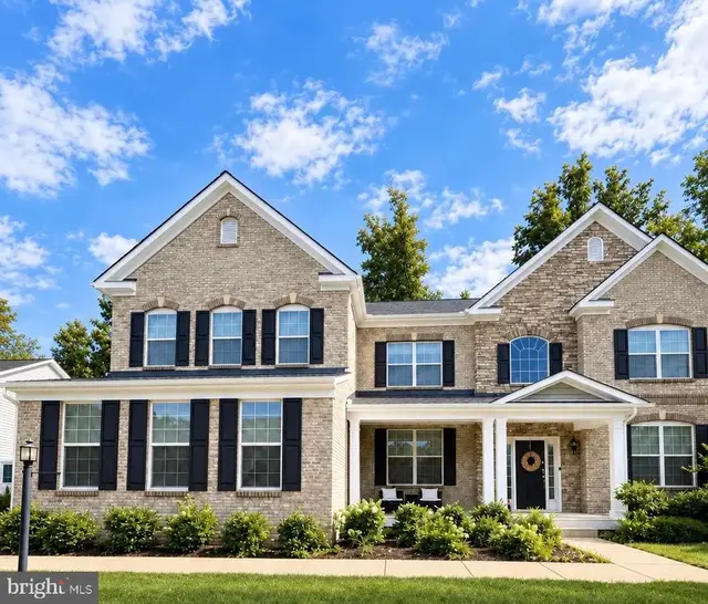 685 Loch Haven Rd, Edgewater