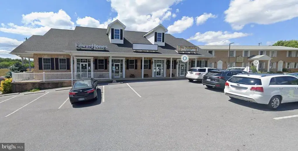 1804 W King St, MARTINSBURG